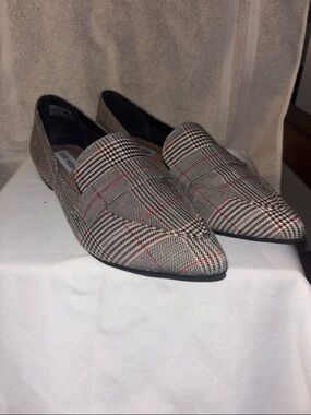 Steve Madden Women's Plaid Pointed Loafers - Black, Gray, Red